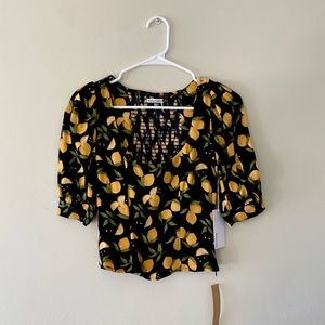Cave Lemon Print Puff Sleeve Crop Top in Lemon Drop *brand new with tags